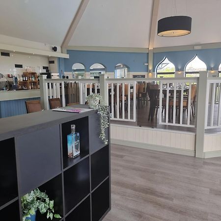 Static Caravan To Hire , Hoburne Devon Bay Hotel Goodrington Exterior foto